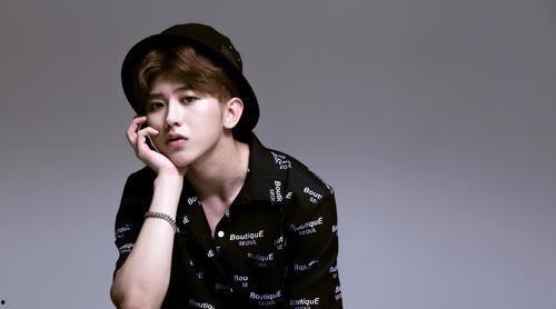 吃瓜娱乐八卦蔡徐坤,从流量小生到娱乐焦点,揭秘他的吃瓜之路